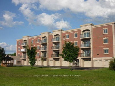 Unit 202 — 221 Adelaide St, Saugeen Shores - Saugeen Shores
