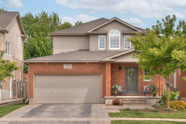 70 Kingfisher Drive