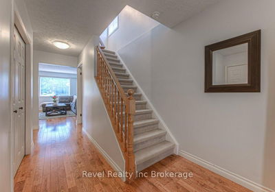 1167 Nellis St, Woodstock - North image-0-4