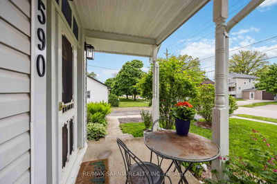 590 Simcoe St, Warwick - Watford image-0-2