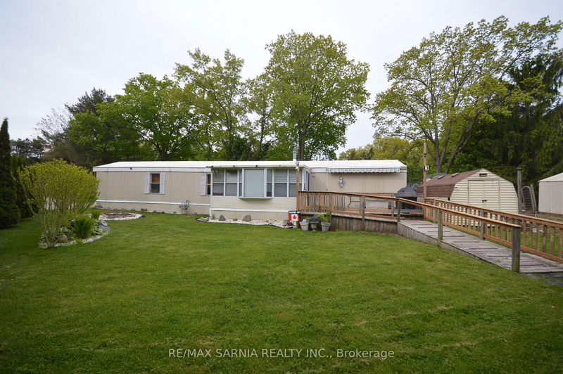 Unit 3 — 9839 LAKESHORE Rd, Lambton Shores - Grand Bend image-0-0