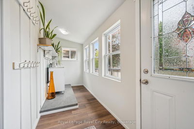 40 Alma St, Guelph - Junction/Onward Willow image-0-2
