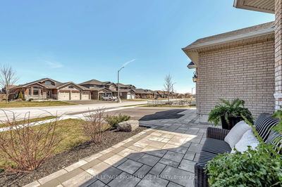 16 Hummingbird Dr, Belleville - Thurlow Ward image-0-4