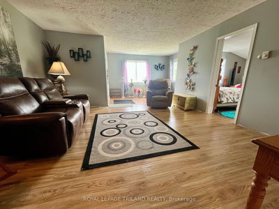 8444 TOWNSEND Line, Lambton Shores - Arkona image-0-4