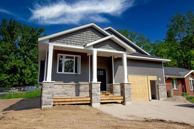 195 Garafraxa St, Centre Wellington - Fergus image-0-1