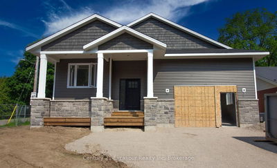 195 Garafraxa St, Centre Wellington - Fergus image-0-2