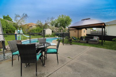 2046 Meadowview Rd, Peterborough East - 4 South image-0-3