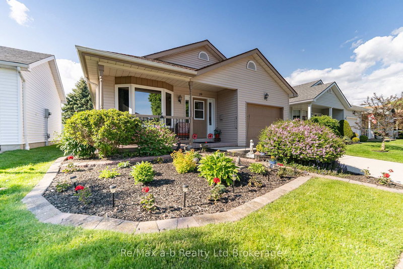 19 Brasher Dr, Tillsonburg, N4G 5T2 | Image 2