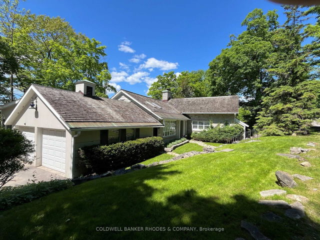 211 Rockcliffe Road