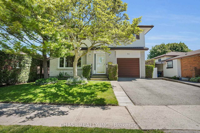 51 Woodrow Crescent
