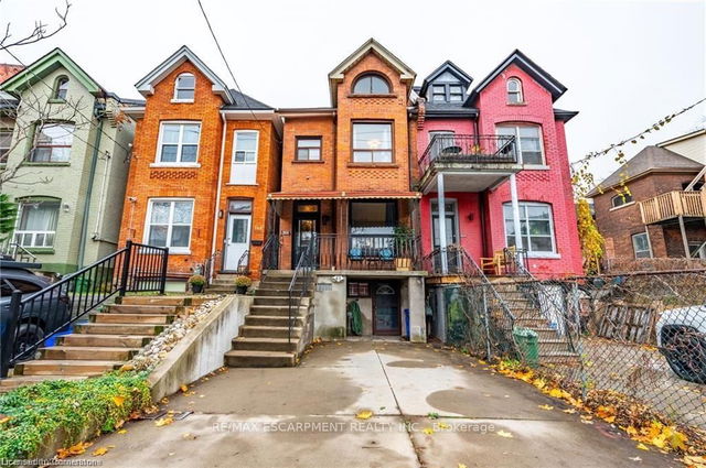 166 Catharine Street