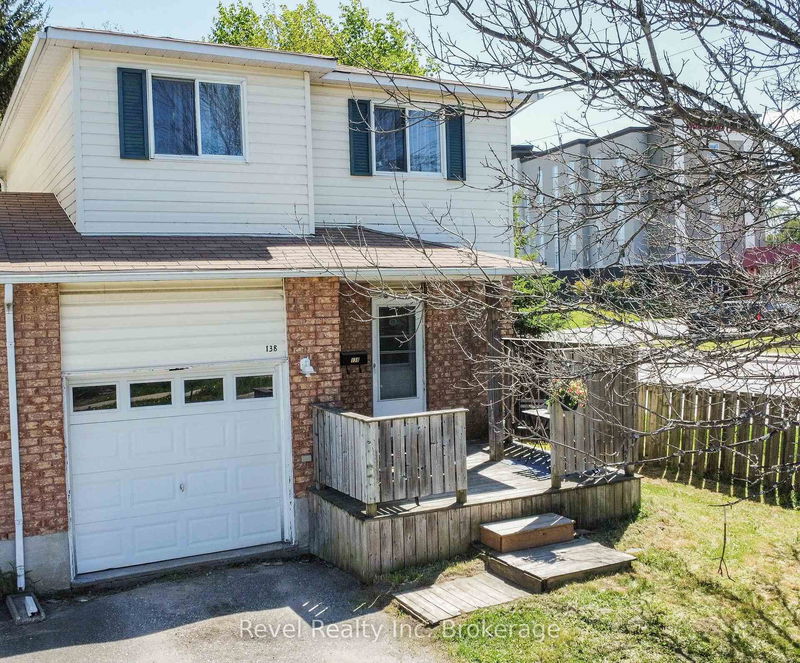 138 Champlain St, North Bay - College Heights image-0-0