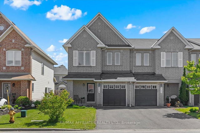119 Silvermoon Crescent