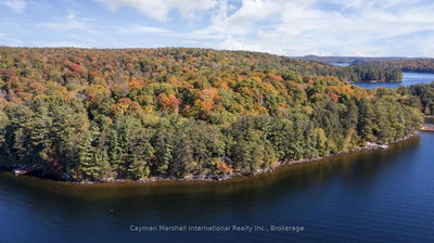 Unit 2 — 1002 Montgomery Point Rd, Lake of Bays - Franklin image-0-1