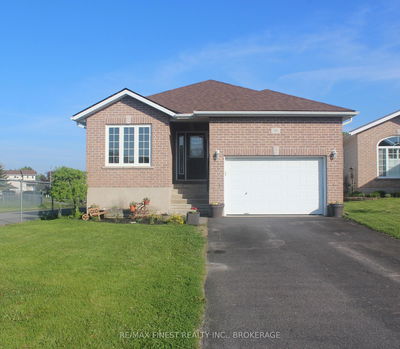 151 Macdougall Dr, Loyalist - Amherstview