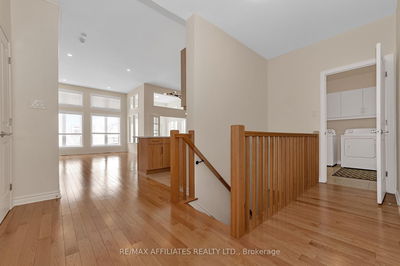 527 Ace St, Ottawa - Kanata - Emerald Meadows/Trailwest image-0-3