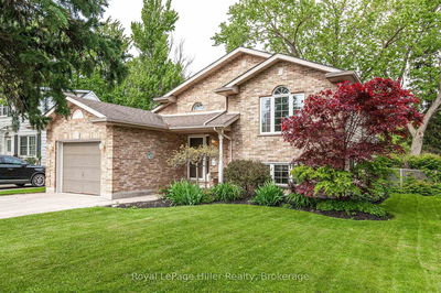 70 Pleasant Dr, Stratford - Stratford