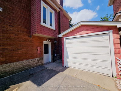 34 Connaught Ave, Hamilton - Stripley image-0-3