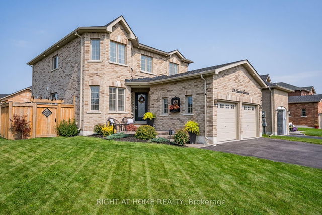 38 Claxton Crescent