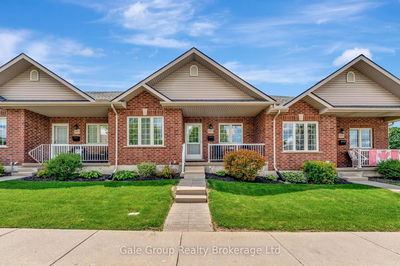 693 Southwood Way, Woodstock - South