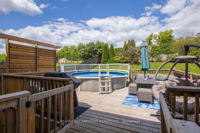 54 Merritt Cres, Grimsby - Grimsby West image-0-3