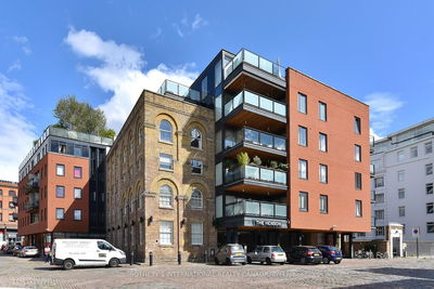 Unit 30 — 30 Oval Rd, Out of Area -  image-0-1