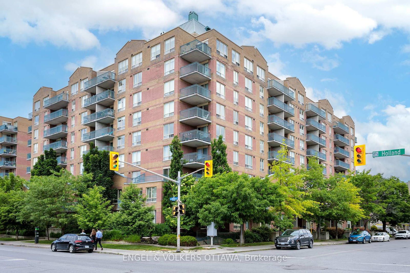 Condo sold at 607-45 Holland Avenue, Ottawa, Ontario, K1Y 4S3 - Ottawa West - MLS: X12179371