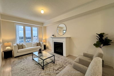 916 Bamford Terr, Peterborough North - 1 North image-0-3