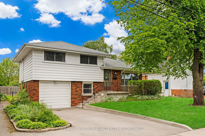 1017 Brucedale Ave, Hamilton - Sherwood image-0-0