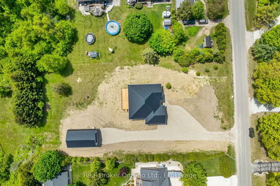 8357 Goosemarsh Line, Lambton Shores - Grand Bend image-0-3