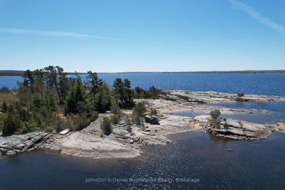 4 Island 1210 — more photos