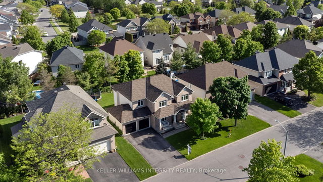 576 Devonwood Circle