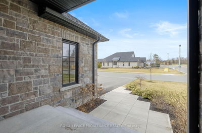 24 Cardinal Crt, Brighton - Brighton image-0-3