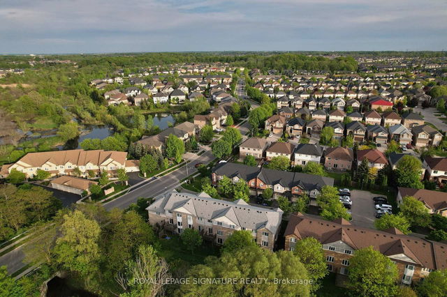48 - 60 Cloverleaf Drive