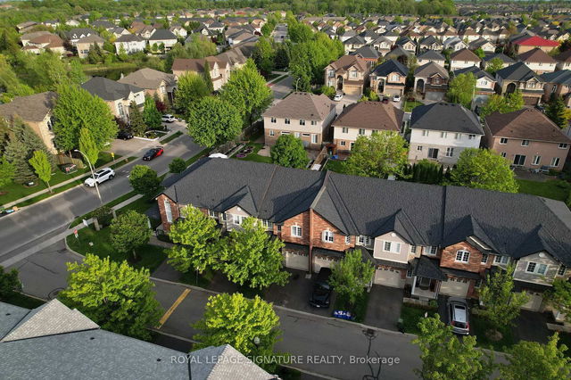 48 - 60 Cloverleaf Drive