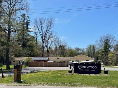 9717 Army Camp Rd, Lambton Shores - Lambton Shores image-0-1