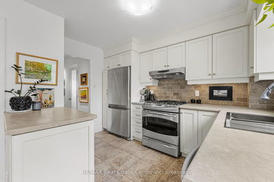 612 COLLEGE Ave, Guelph - Dovercliffe Park/Old University image-0-4