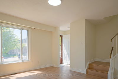 Unit 13 — 215 Trudeau Dr, Sarnia - Sarnia image-0-4
