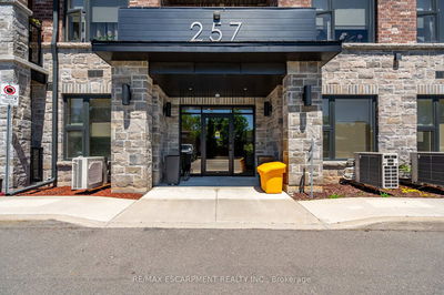 Unit 312 — 257 Millen Rd, Hamilton - Stoney Creek image-0-4