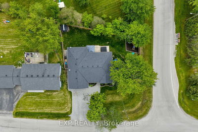 33 Oswego Park Rd, Haldimand - Dunnville image-0-2
