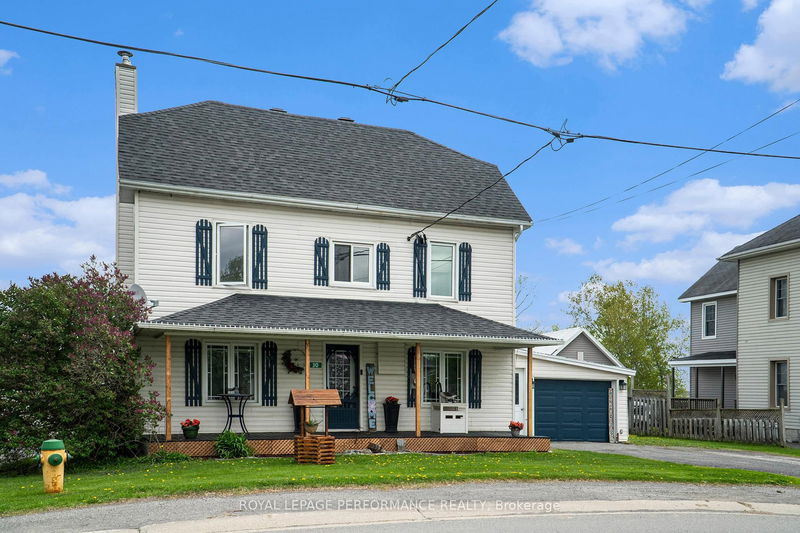 30 Queen St, North Stormont - North Stormont (Finch) Twp image-0-0