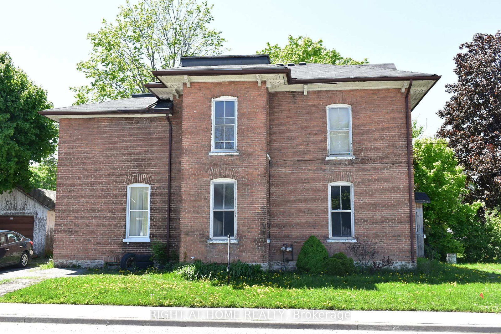 Listing Image 3