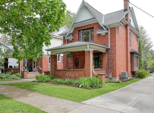 253 Peel Street