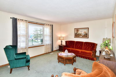 1147 Chemong Rd, Peterborough North - 1 North image-0-3
