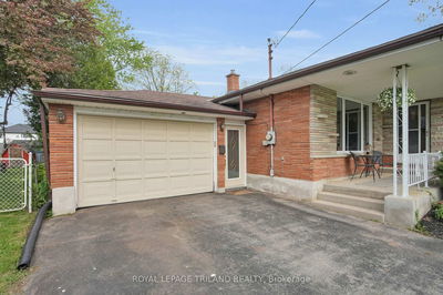 212 West St, Central Elgin - Belmont image-0-2