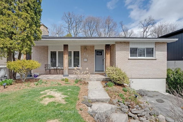 23 Lorne Avenue