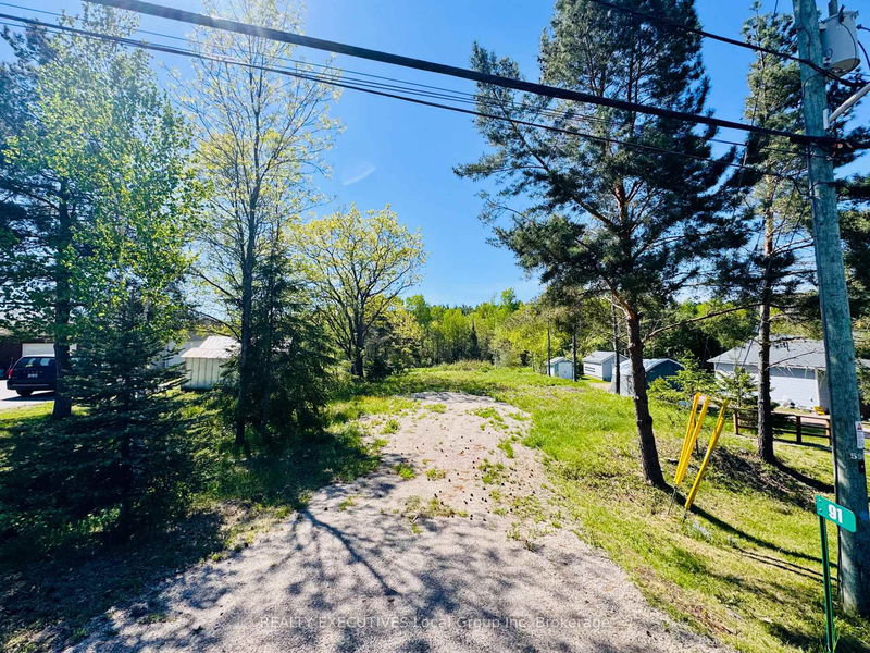 91 Memorial Park Dr, Powassan - Powassan image-0-0