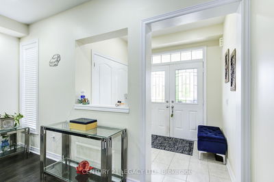 1065 Upper Thames Dr, Woodstock - North image-0-3