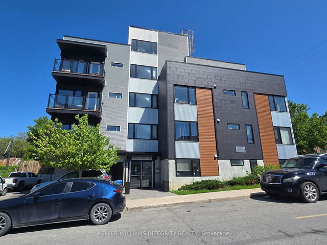 2 - 220 Lebreton Street