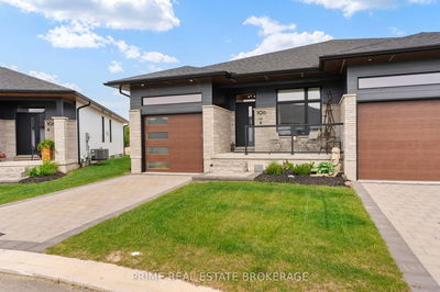Unit 3 — 106 Coastal Cres, Lambton Shores - Grand Bend image-0-1